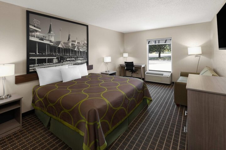 Super 8 by Wyndham Shepherdsville / Louisville South I65