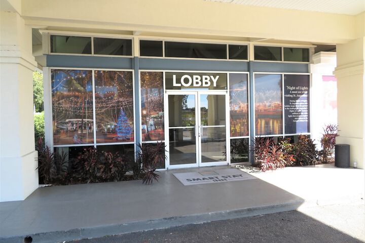 Hotel Interior 12 of 47