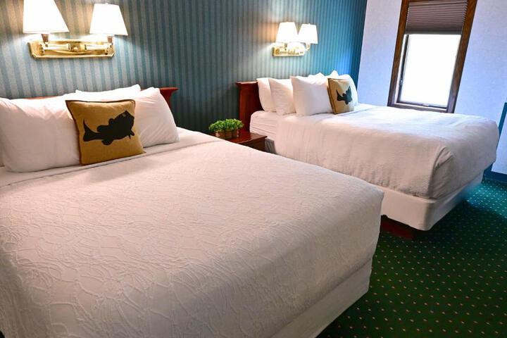 Potawatomi Inn & Cabins