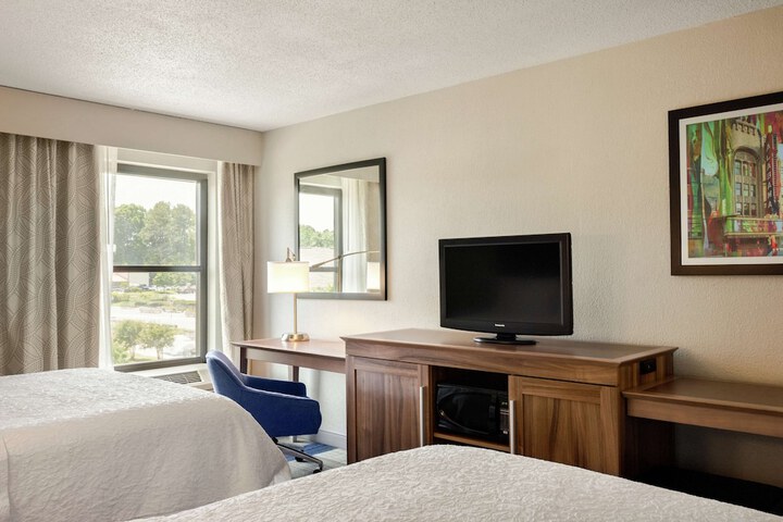 Room 35 of 49