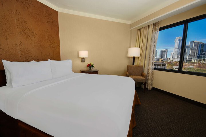 Room 54 of 103