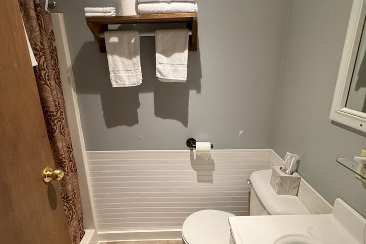 Room 35 of 44
