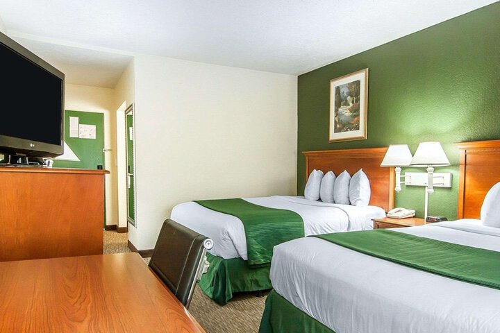 Room 17 of 37