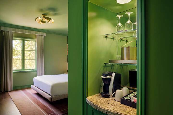 The Carlton Hotel Atascadero – Paso Robles, a Tribute Portfolio Hotel
