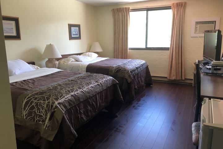 Room 10 of 38