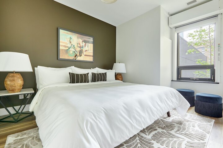 Room 14 of 24