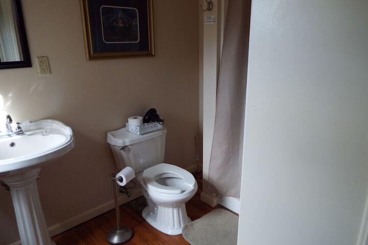 Room 18 of 38