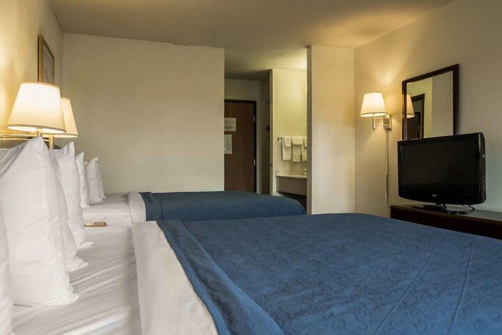 Room 14 of 39