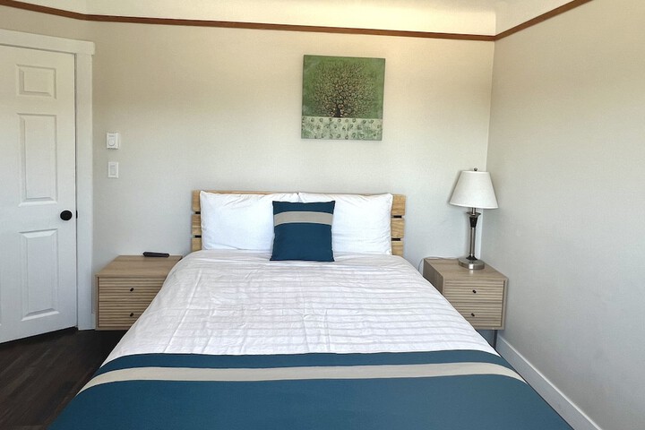 Room 30 of 95