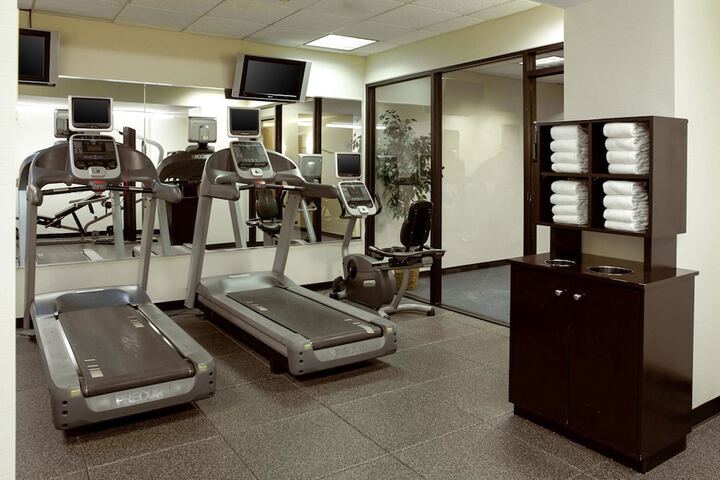 Clarion Hotel Portland Airport ME