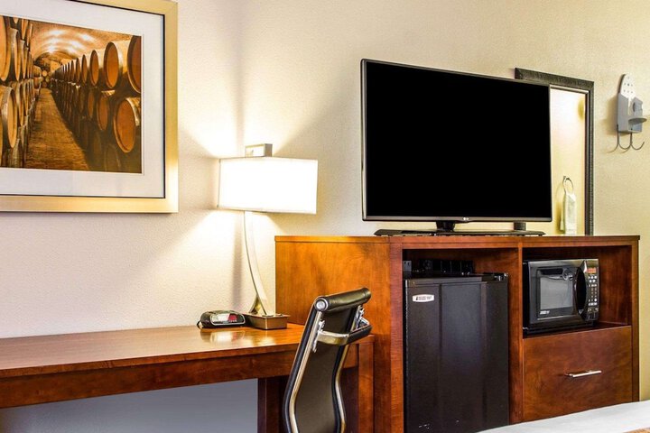 Rodeway Inn