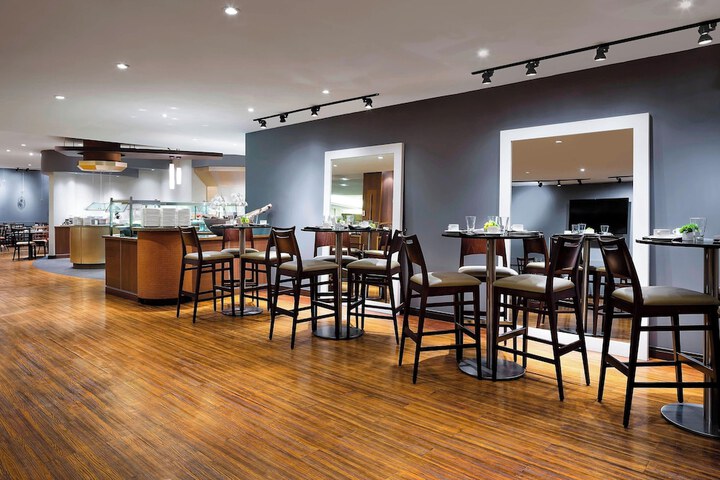 The Westin Harbour Castle Toronto