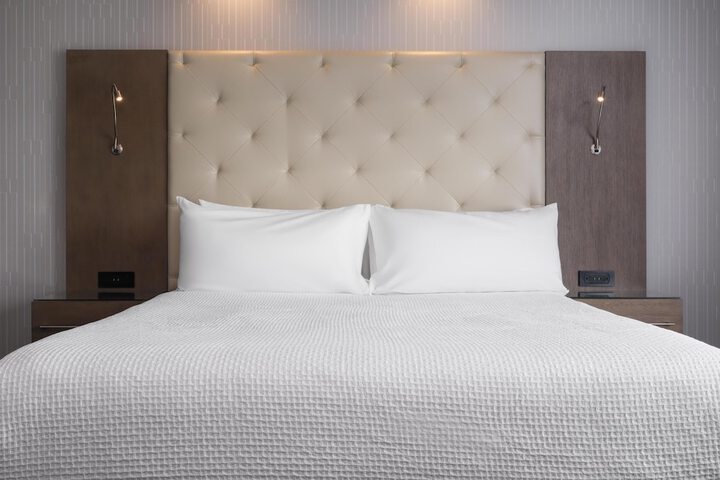 Best Western Premier Hotel at Fishers Landing