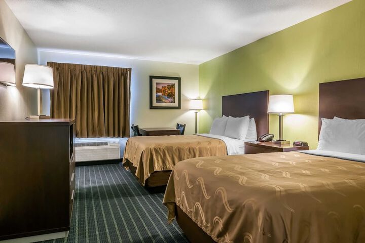 Room 15 of 30
