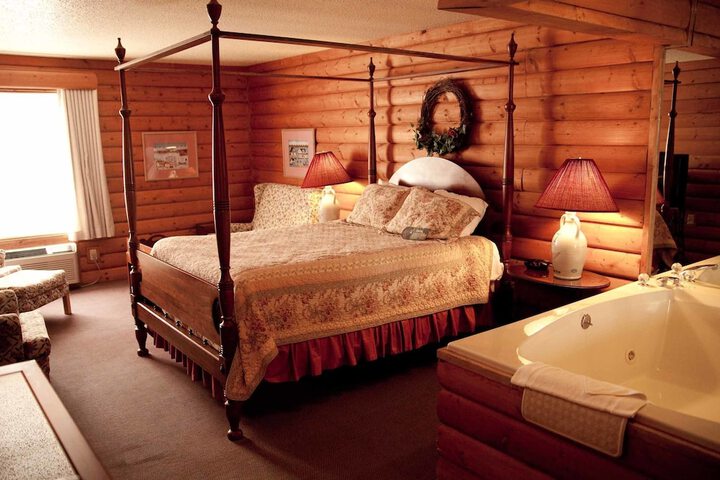 Room 23 of 30