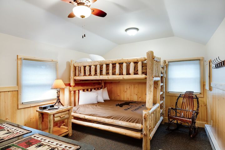 Room 89 of 153