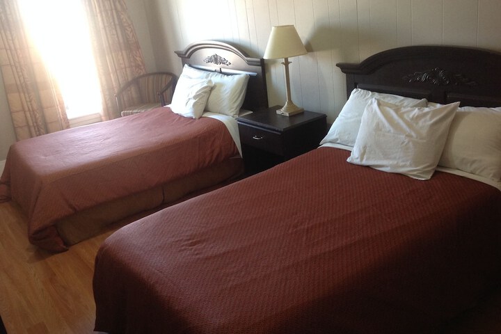 Room 27 of 45