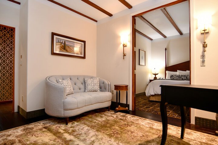 Room 14 of 31
