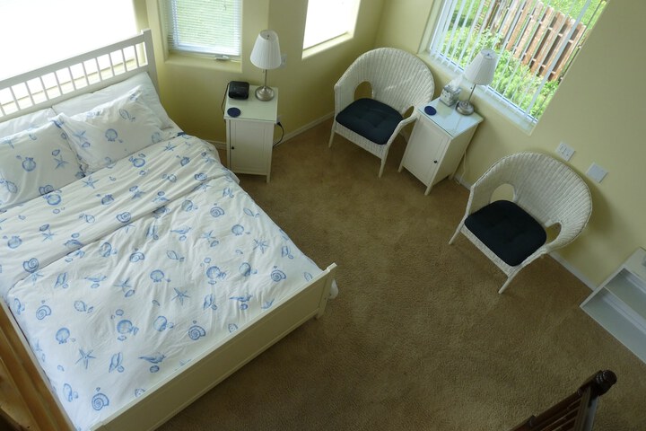 Room 93 of 130
