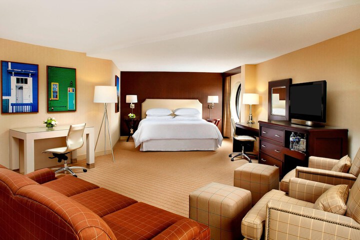 Room 16 of 75