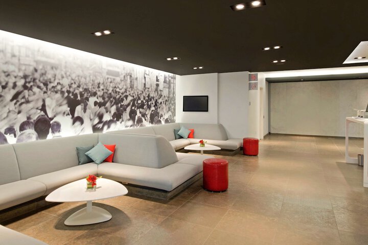 Hotel 4 of 43