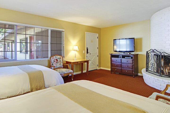 Room 43 of 71