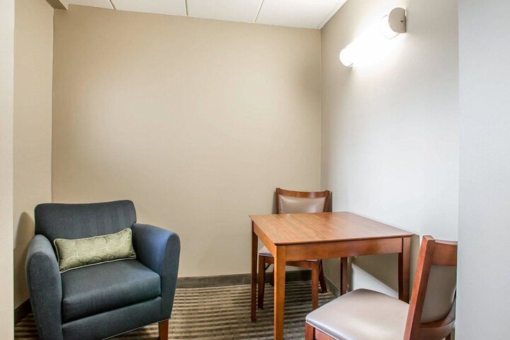 Comfort Inn Hammond I-94