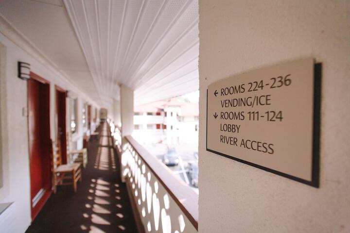 Hotel 2 of 34