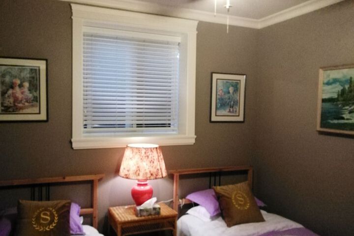 Room 16 of 74