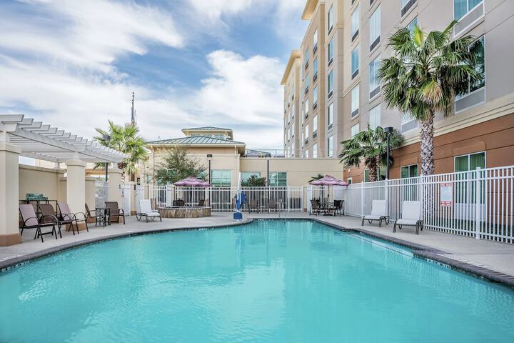 Hilton Garden Inn San Antonio at the Rim