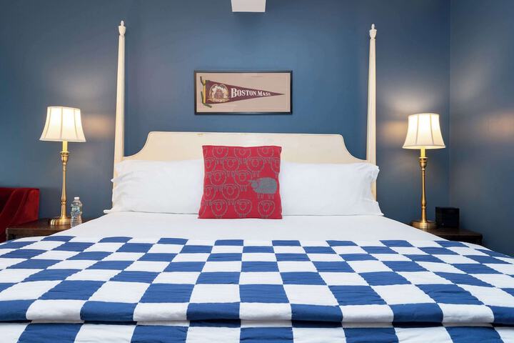 The Kendall Hotel at the Engine 7 Firehouse