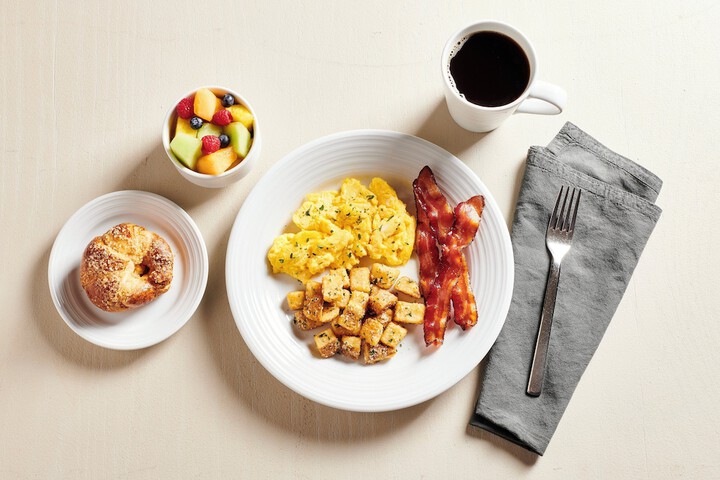 Breakfast/Coffee Service 95 of 117