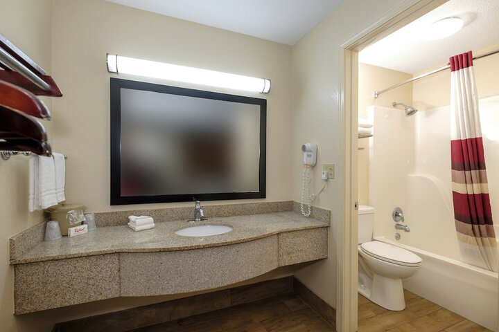 Room 18 of 24