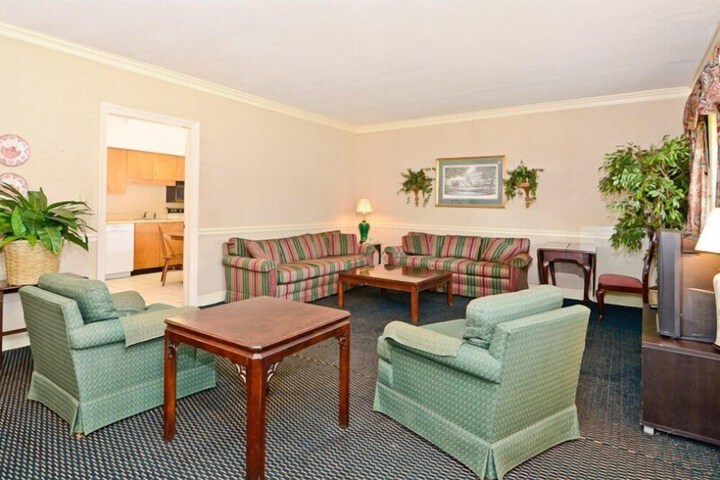 Motel 6 Sandersville GA