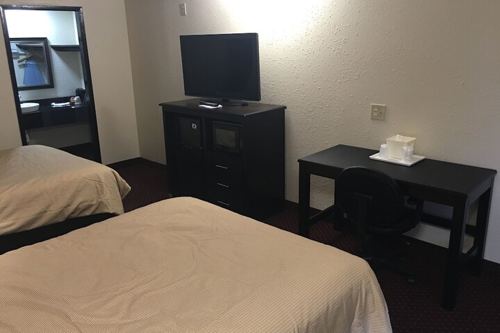 Super 9 Motel