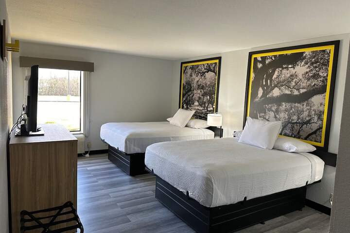 Room 50 of 59