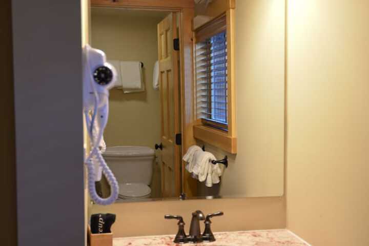 Timber Inn Motel