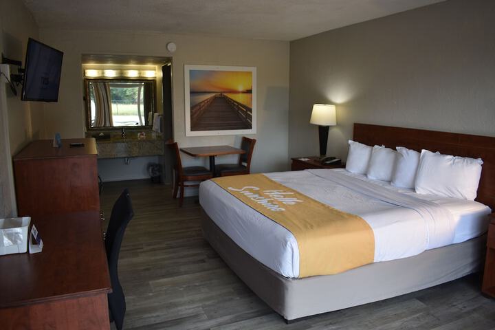 Room 20 of 53