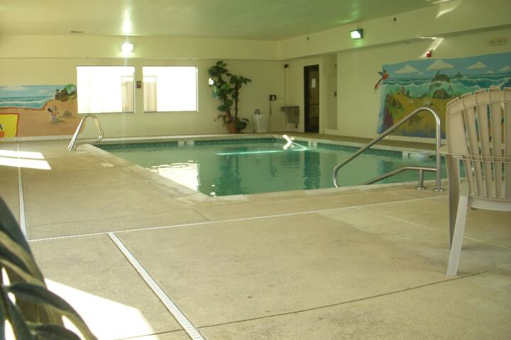 Pool 5 of 27