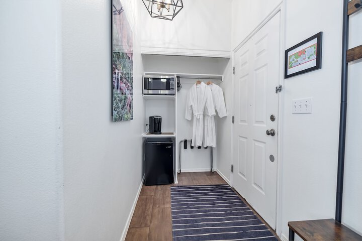 Room 21 of 60