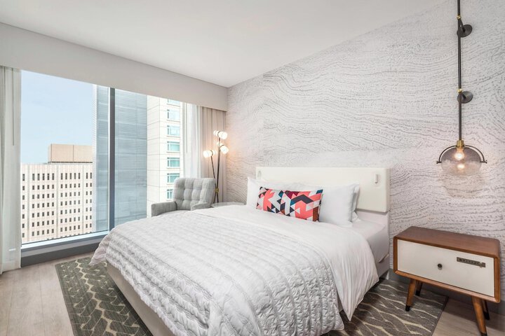 Le Meridien Denver Downtown