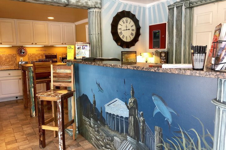Atlantis Inn