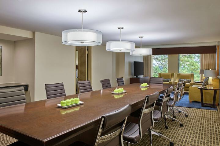 DoubleTree by Hilton Houston Intercontinental Airport