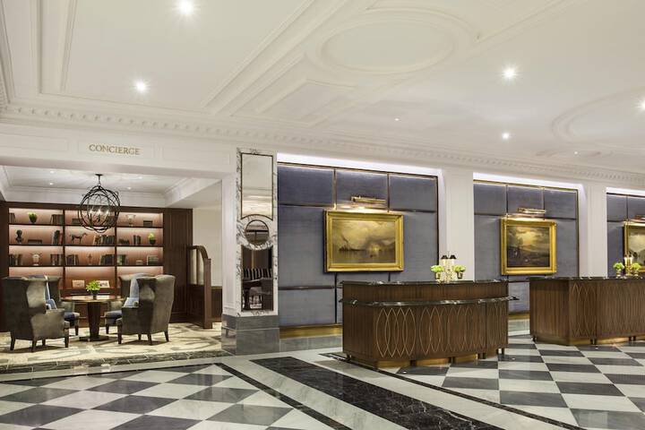 Hotel 2 of 107