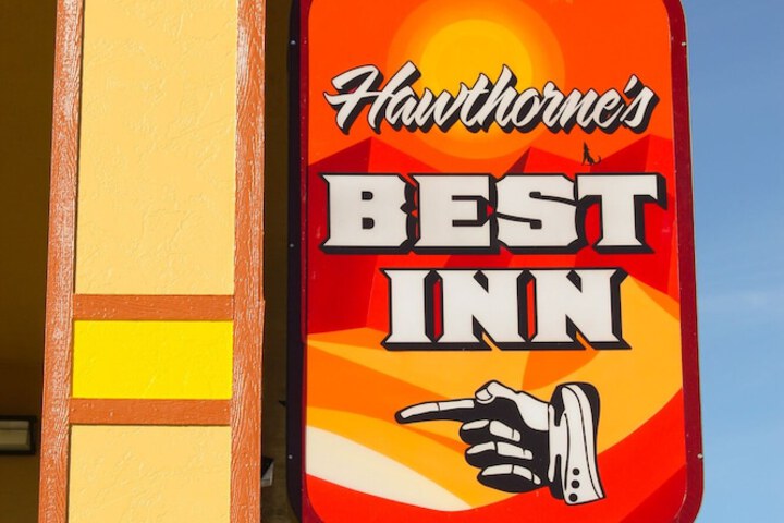Hotel 7 of 32