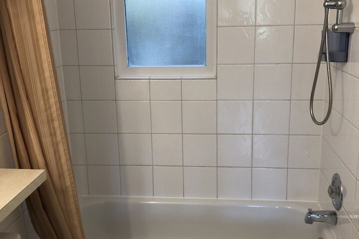 Room 16 of 54