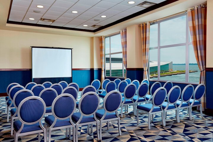Sheraton Erie Bayfront Hotel