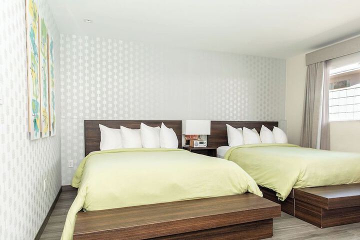 Room 18 of 50