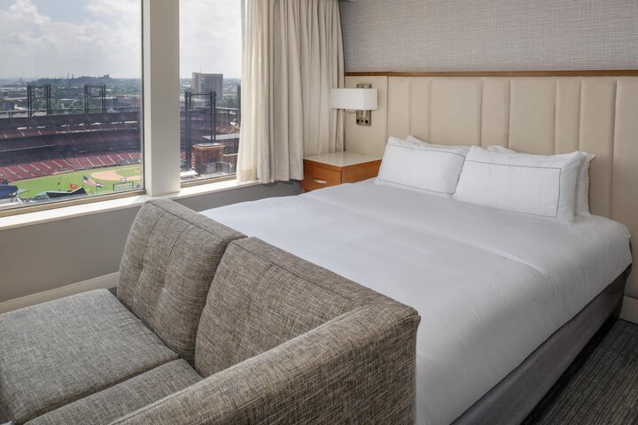 Hilton St. Louis at the Ballpark