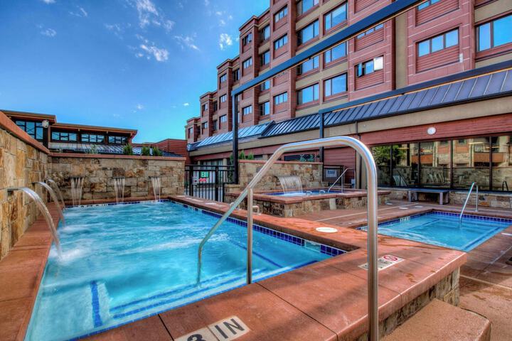 Village at Breckenridge a Vail Resorts Property